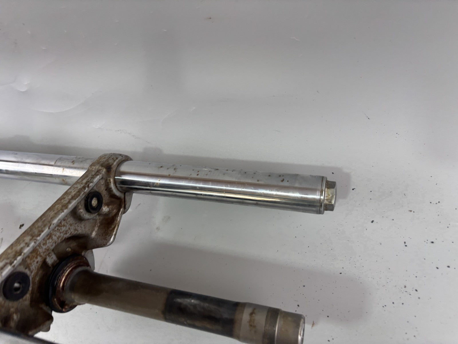 Kawasaki BN125A EL125 Eliminator Gabel Standrohr Tauchrohr Fork Absorber Feder