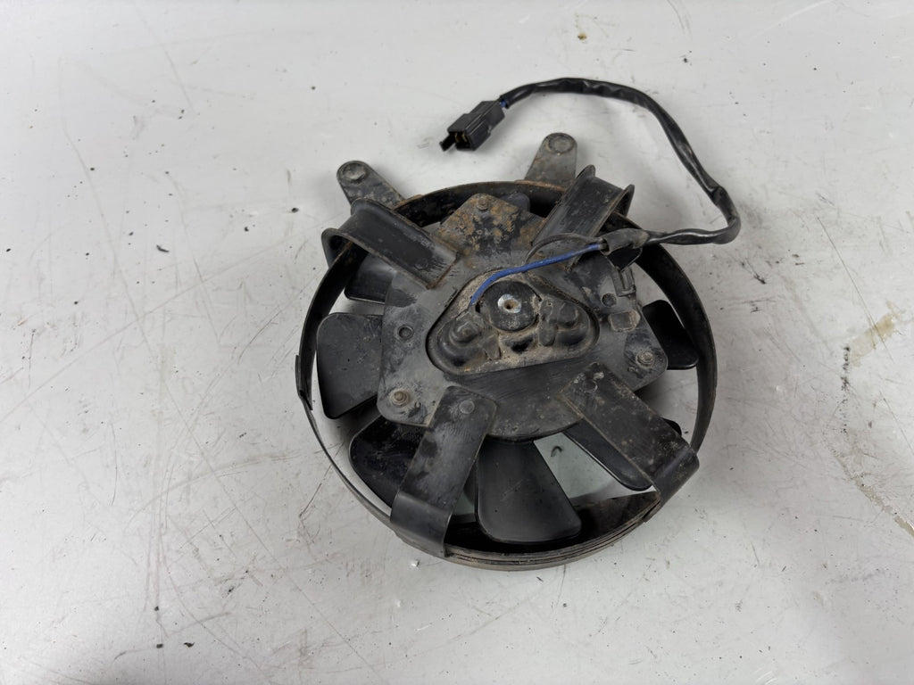 Yamaha FZS600 Fazer RJ02 Ventilator Lüfter Lüftung Kühler Cooler