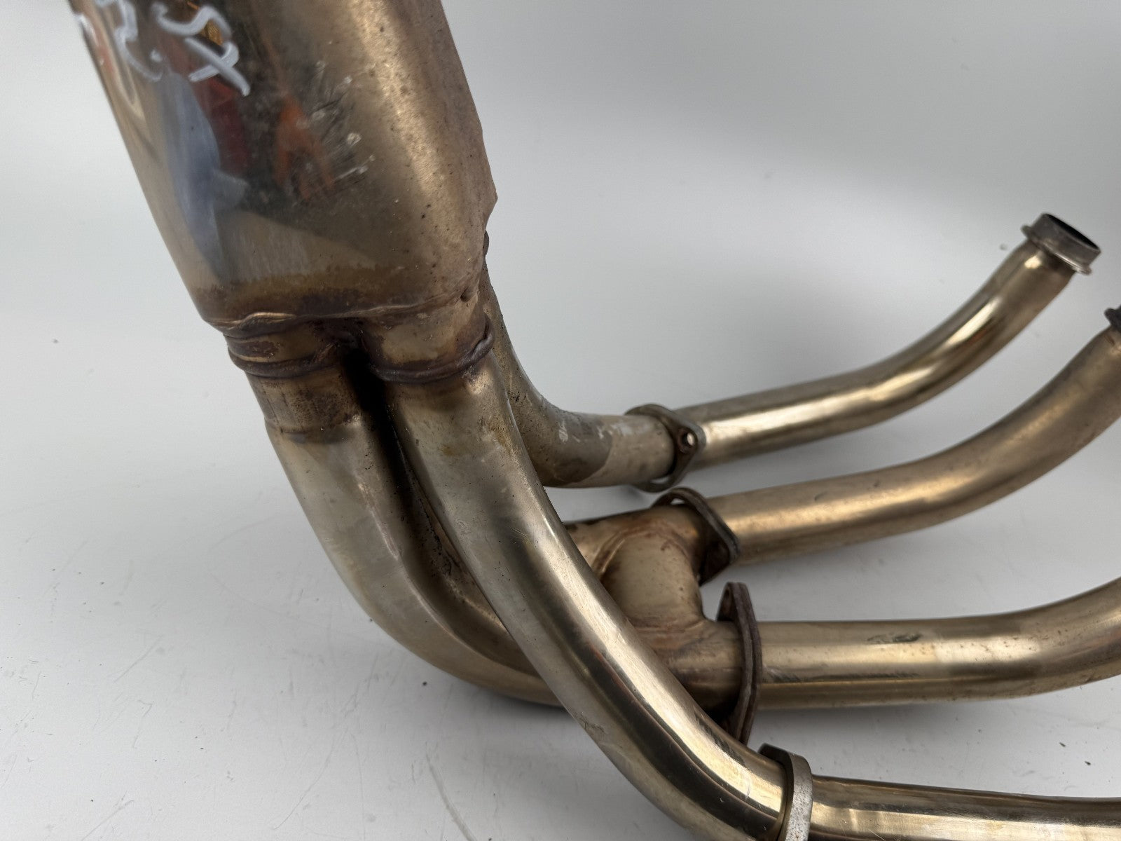 Suzuki GSX750 AE Inazuma Krümmer Downpipe Exhaust Auspuff Motor Engine