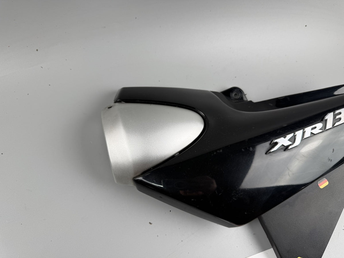 Yamaha XJR1300 RP02 Seitendeckel Sidecover Seitenteil links left Verkleidung