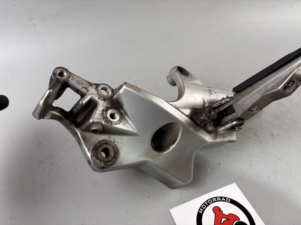BMW F800 S Fußrastenanlage Fußraste Foot Hangers Step links left