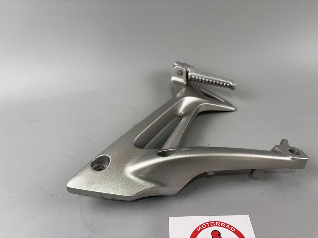 Honda VFR800 RC46/2 VTEC Soziusfußraste Rechts right Hangers Fußraste