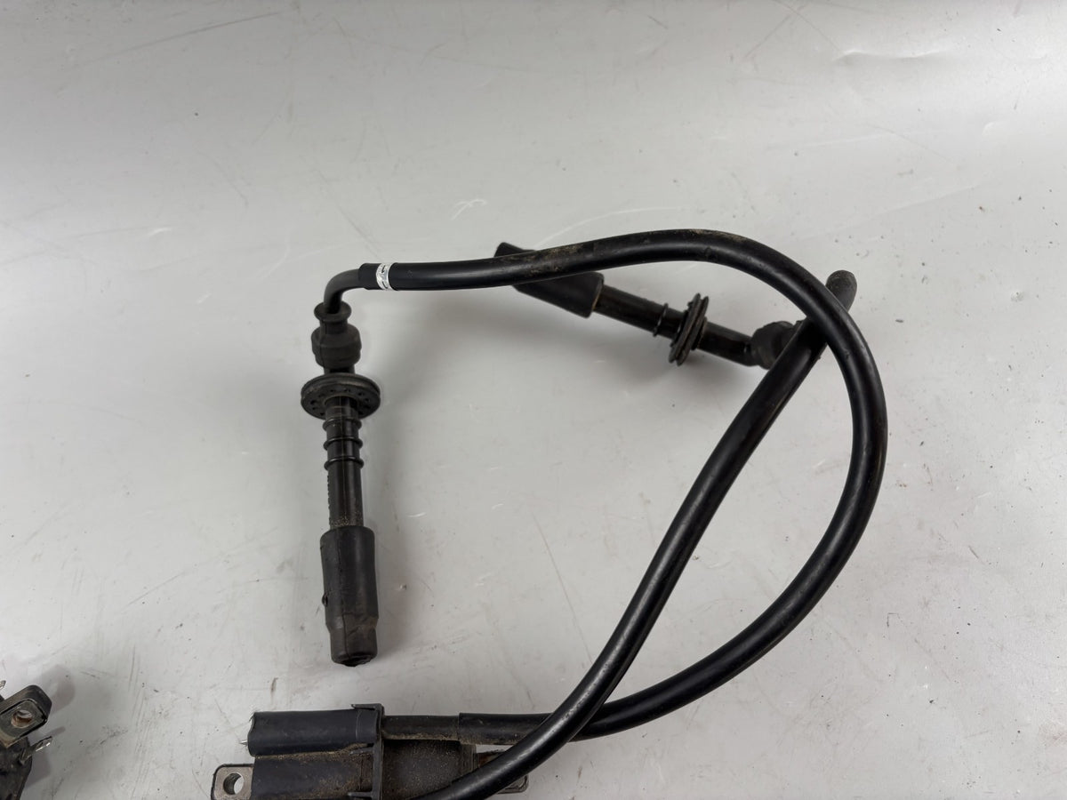 Suzuki GSX-R 1100 W GU75C Zündspule Zündstecker Zündkabel Ignition