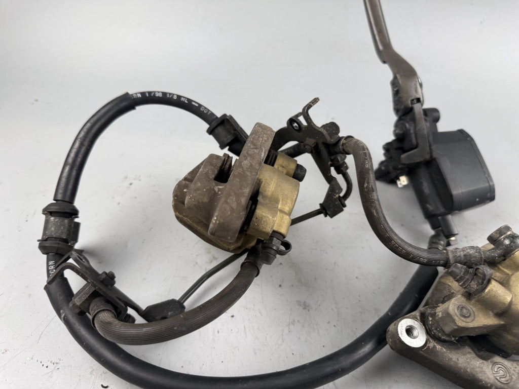 Honda NT650V Deauville RC47 Bremse Bremsanlage Brake vorne front Sattel Pumpe