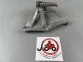 Yamaha FZS600 Fazer RJ02 Fußrasten Sozius Step back hinten Beifahrer rechts righ