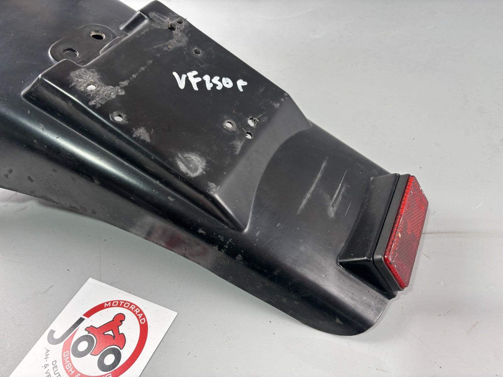 Honda VF 750 F RC15 Radlauf Kennzeichenhalter Heck Fender Spritzschutz