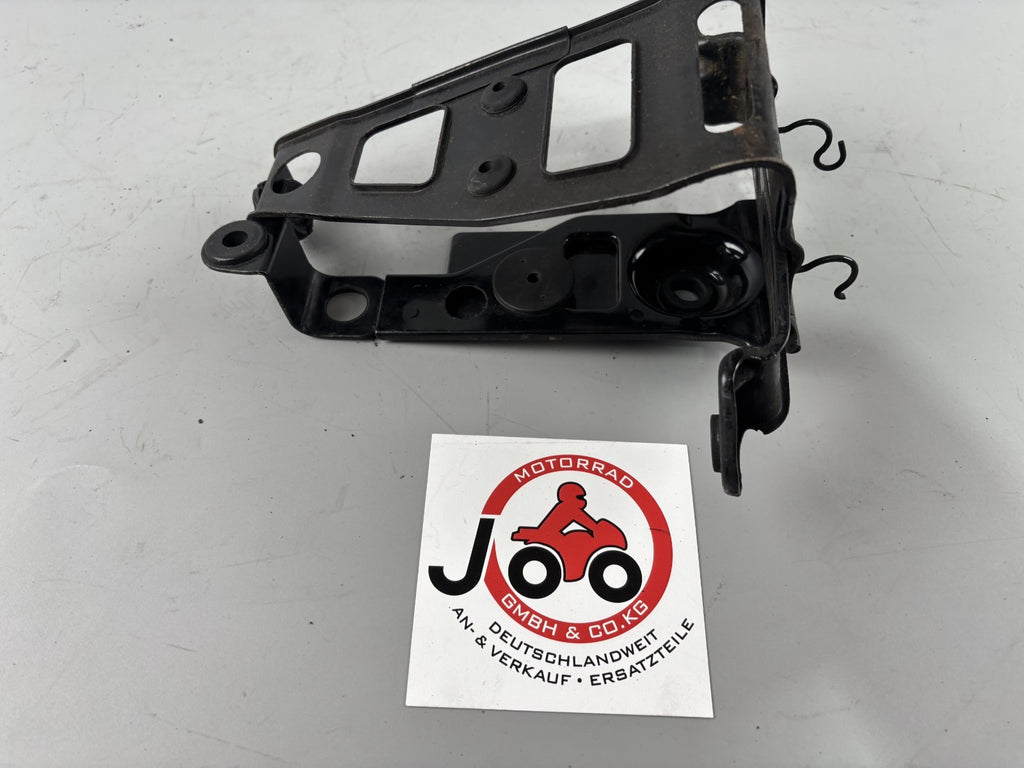 Honda VF 750 F RC15 Batteriehalter Batteriefach Halter Batterie Holder Kasten