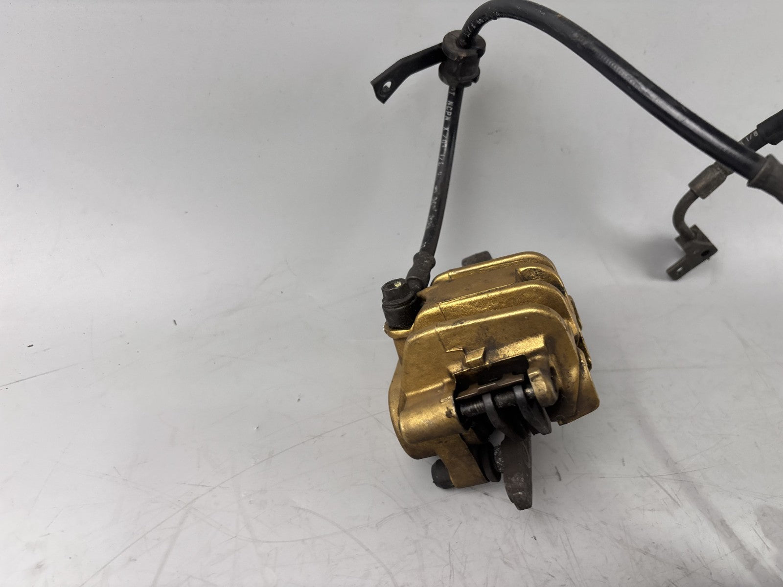 Honda CBF 600 S PC38 Bremssattel Bremszange Brake Bremse vorne rechts links
