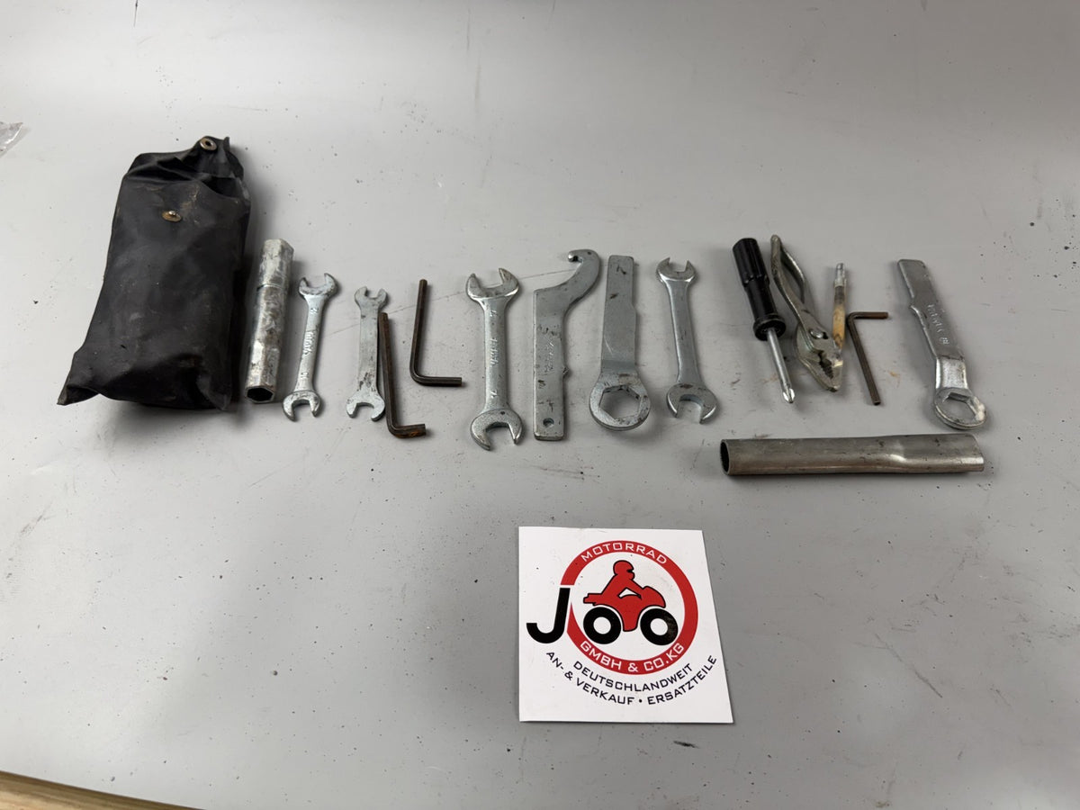 Yamaha XJ 600 Diversion 4BR 4LX Bordwerkzeug Tools