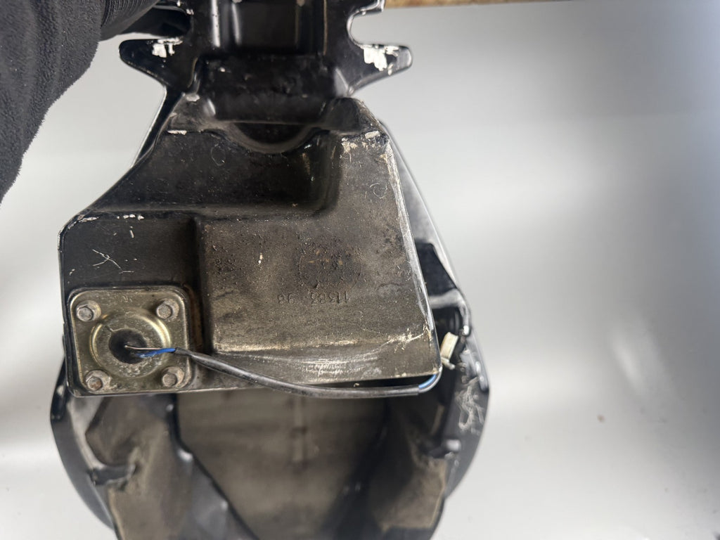 Triumph Sprint 955i ST T695 Tank Benzintank Fuel Gas Gasoline Kraftstoff Treibst