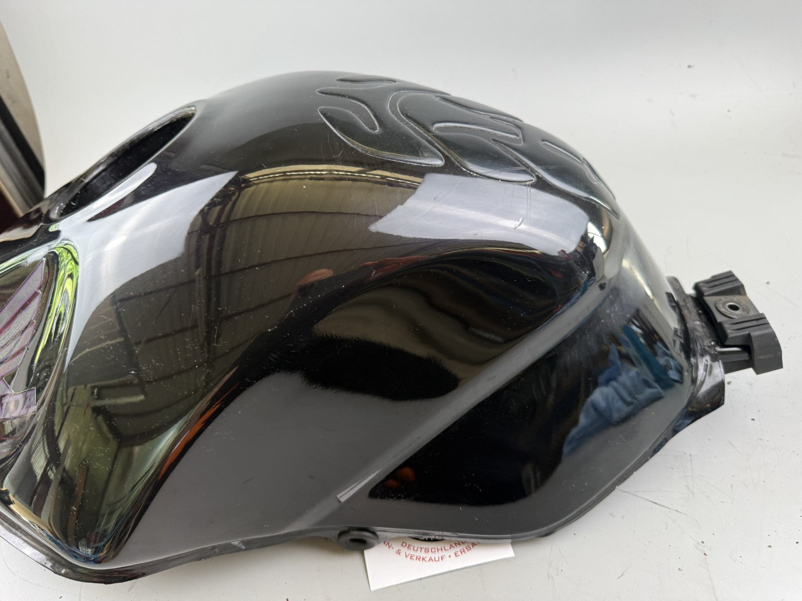 Honda NT650V Deauville RC47 Tank Benzintank Kraftstofftank Gas Gasoline
