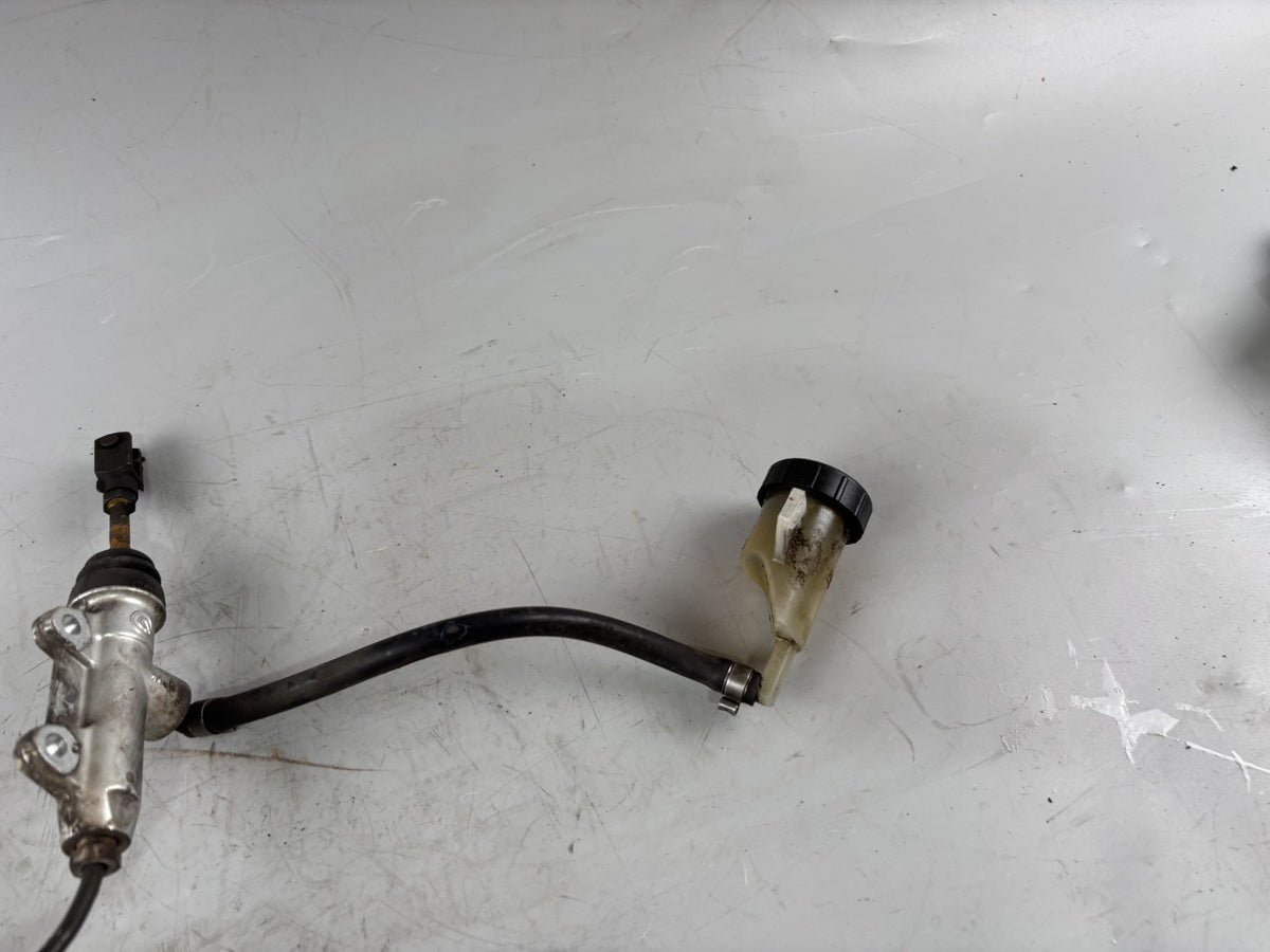 BMW F800 S Bremspumpe Pump Brake Bremse hinten back