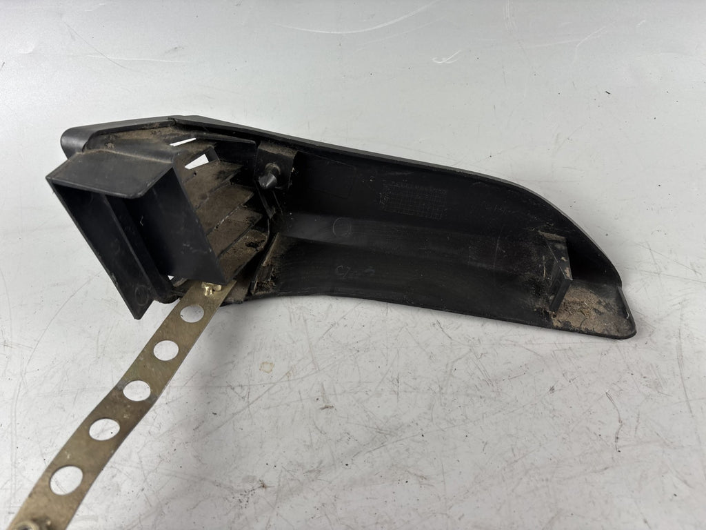 Yamaha YBR 125 RE05 Einlass Lüfter Lüftung