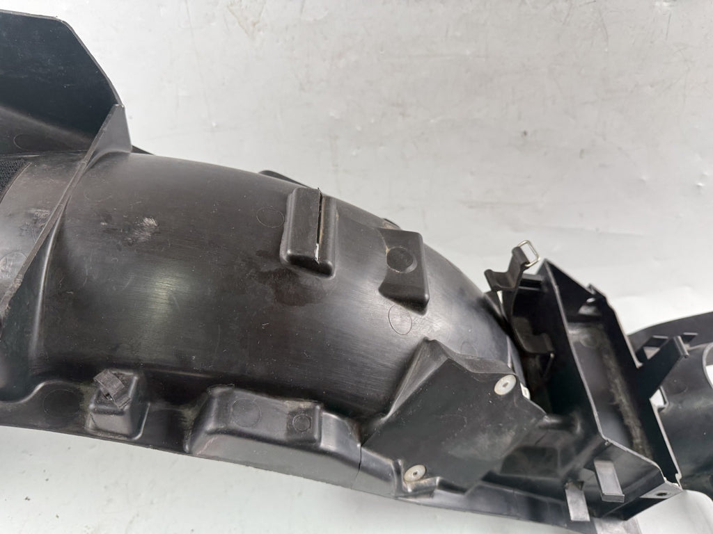 Yamaha XJ 600 Diversion 4BR Heckuntersicht unter Verkleidung Radlauf Fender