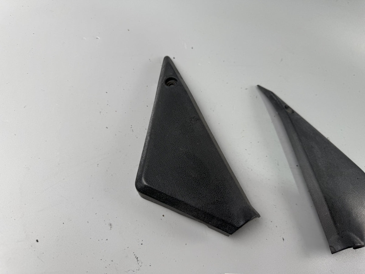 Suzuki GSF600 GN77B Bandit Seitendeckel rahmenabdeckung Cover Verkleidung