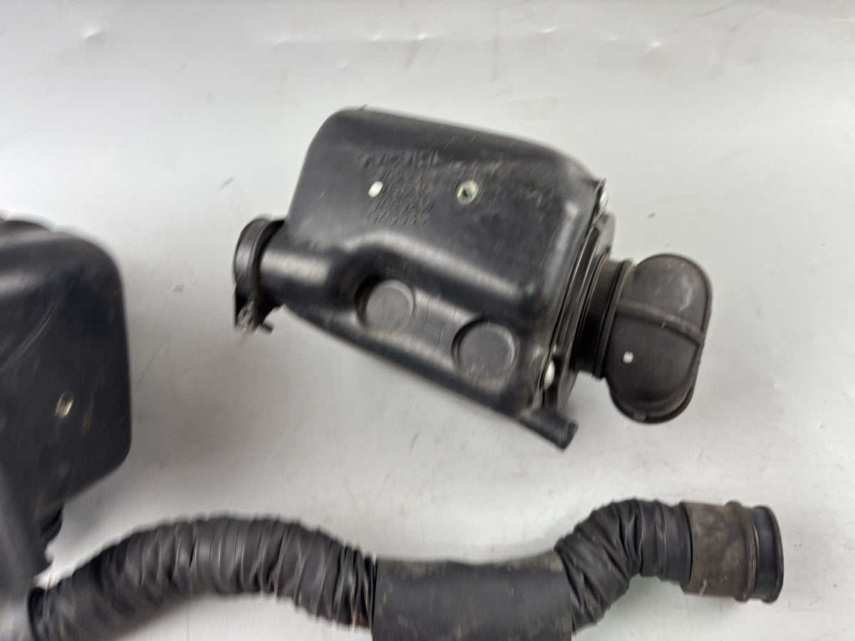 Suzuki VX 800 VS51B Airbox Luftfilterkasten Ansaugung Motor Engine