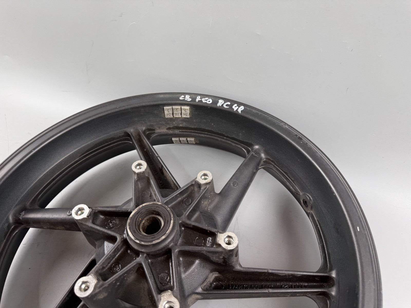 Honda CB750 Sevenfifty RC42 Vorderradfelge Rim vorne front Rad