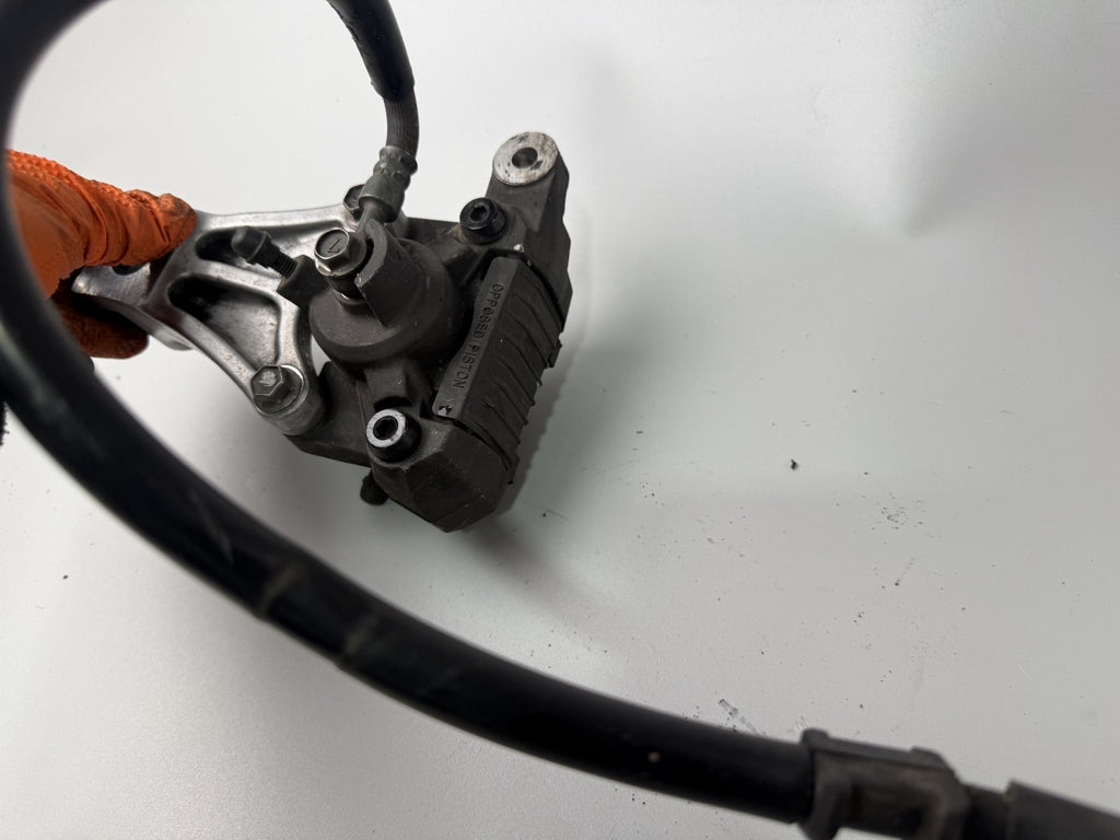 Suzuki GSF 600 Bandit POP WVA8 Bremsanlage Bremse brake Sattel Pumpe Zange vorne