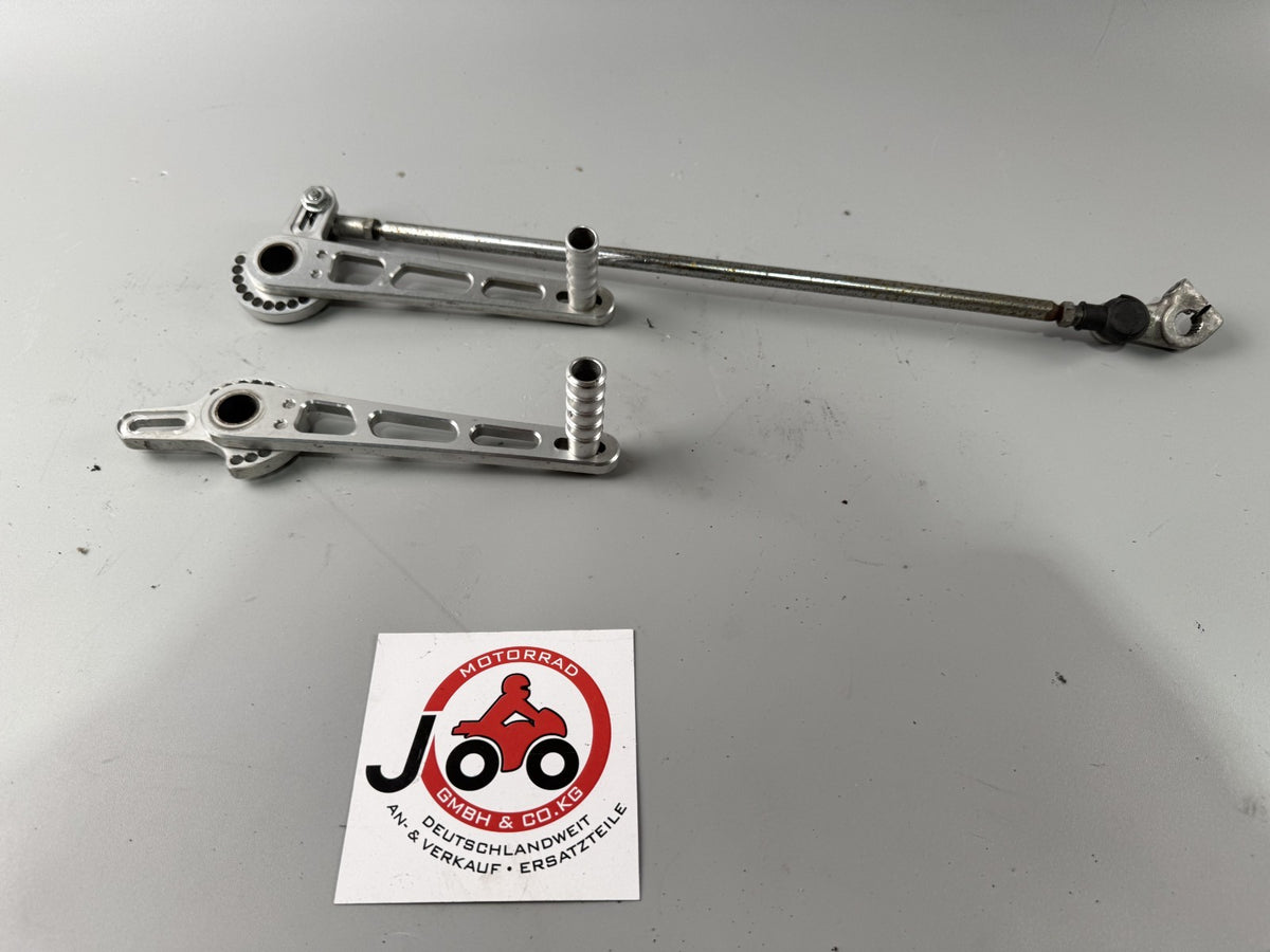 Suzuki GSX - R 1100 GV73C Schaltgestänge Bremspedal Fußhebel Brake Switch Step
