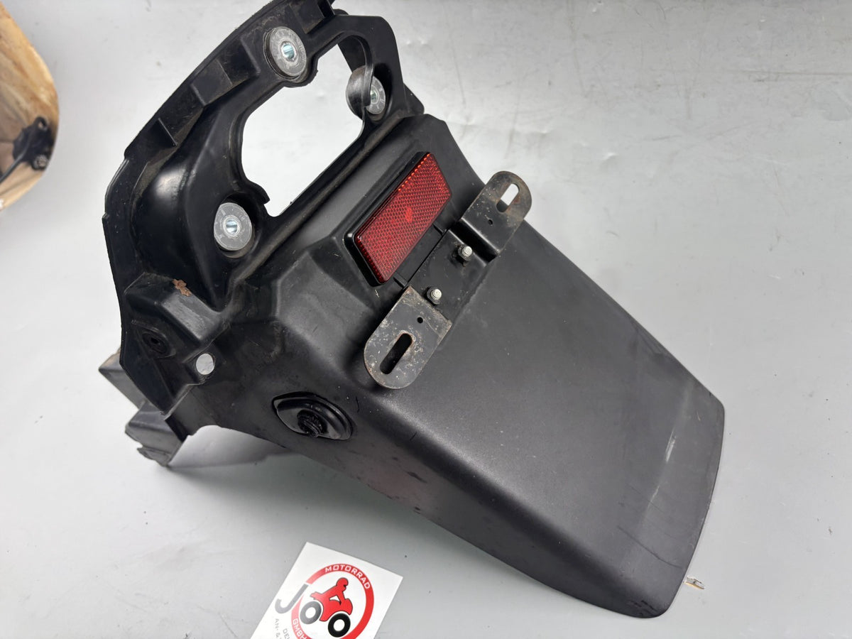 Kawasaki ZRX1100 ZRT10C Kennzeichenhalter Radlauf Schutzblech Spritzschutz