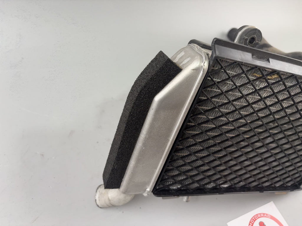 Honda VFR800 RC46/2 VTEC Wasserkühler Watercooler Liquid Kühlung links left