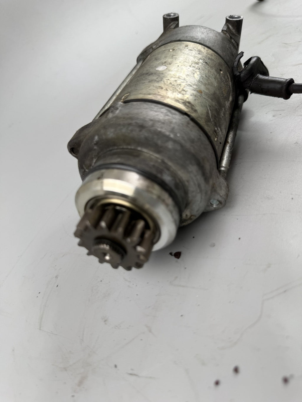 Kawasaki ZR-7 ZR750F Anlasser Starter Electric