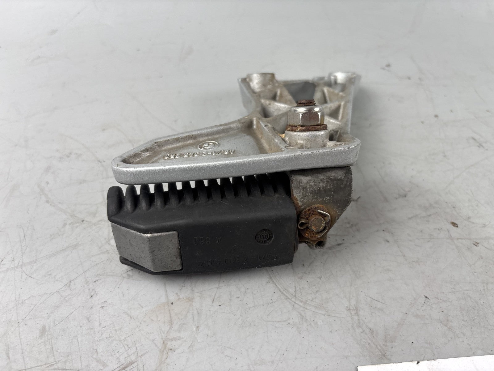 BMW F650 169 Fußraste Hoot Hangers links left Soziusfußraste