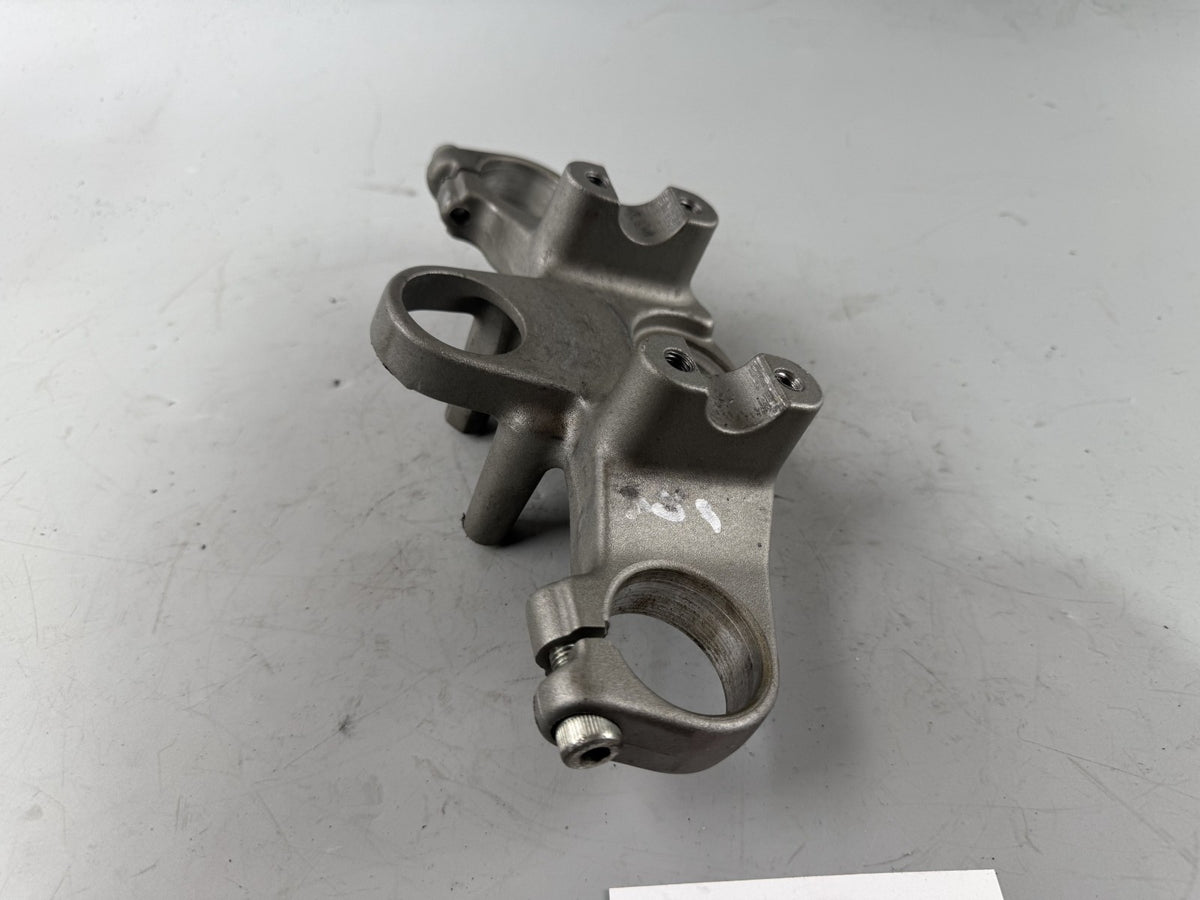 Yamaha XJ 600 Diversion 4BR 4LX Gabelbrücke Bridge oben obere Fork
