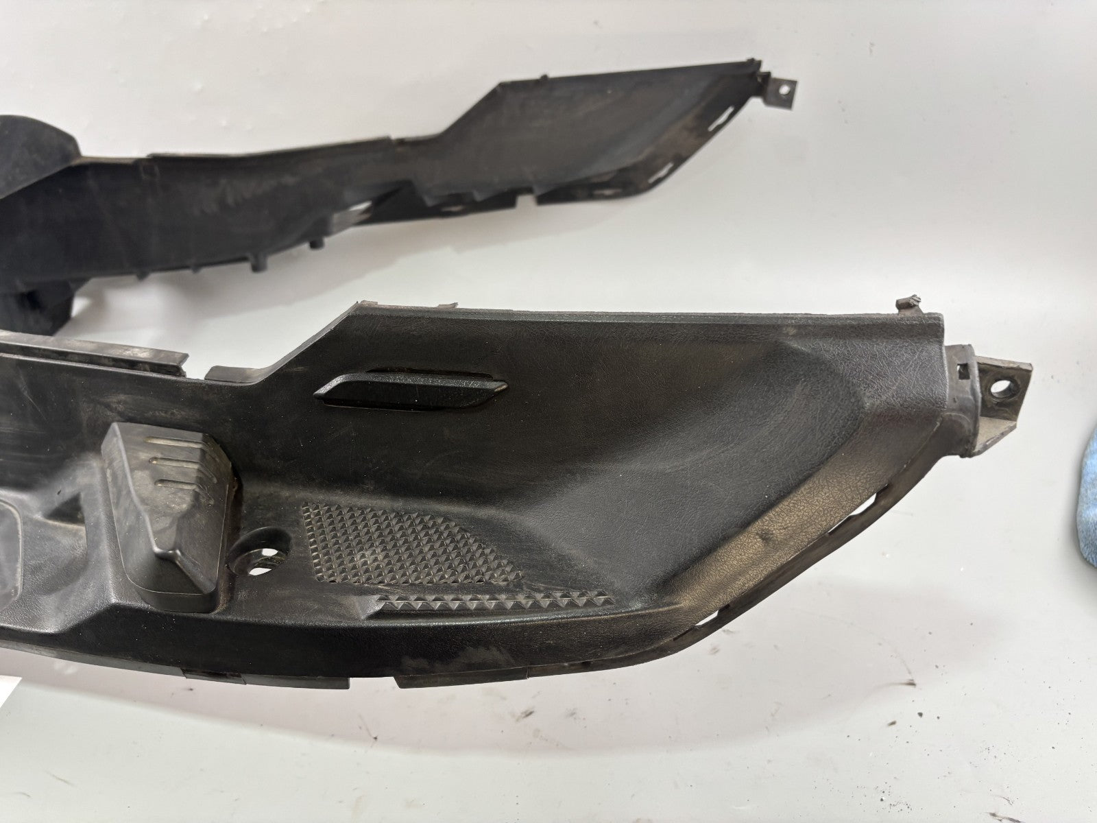 Yamaha Majesty 250 Fußmatte Innenverkleidung Pedale Cover Abdeckung unten Boden