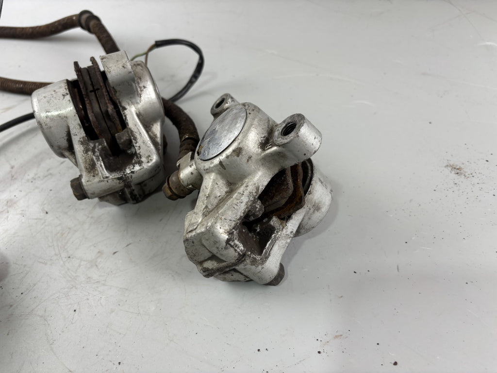 Yamaha XV700 Virago 56E Bremsanlage Bremse brake Sattel Pumpe Zange vorne front