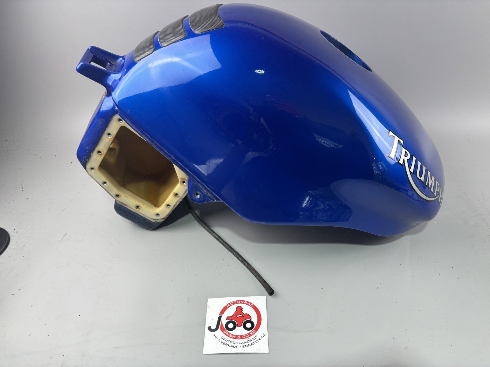 Triumph Daytona 955i T595 N Tank Benzintank Kraftstofftank Fuel Gas Gasoline
