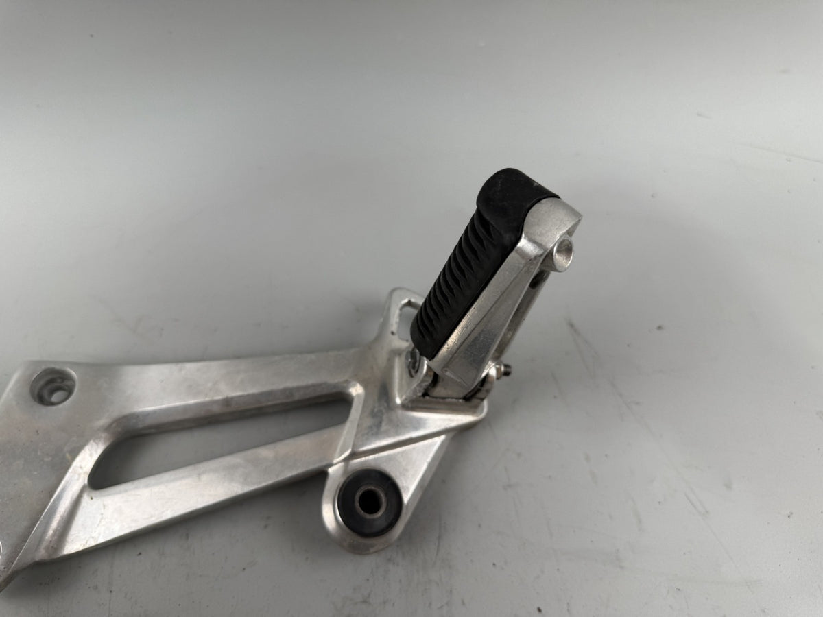 Yamaha XJR1200 4PU Fußraste soziusfußraste hinten back Beifahrer rechts right