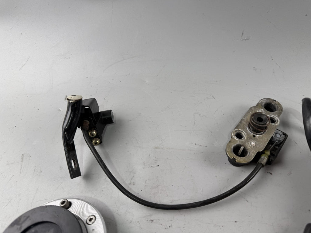 Suzuki GS 500 E GM 51 B Schlosssatz Zündschloss Tankschloss Lock Key