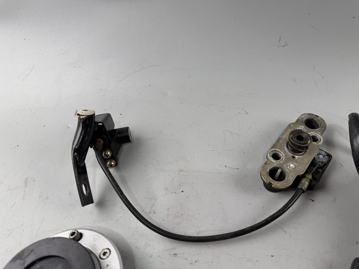Suzuki GS 500 E GM 51 B Schlosssatz Zündschloss Tankschloss Lock Key