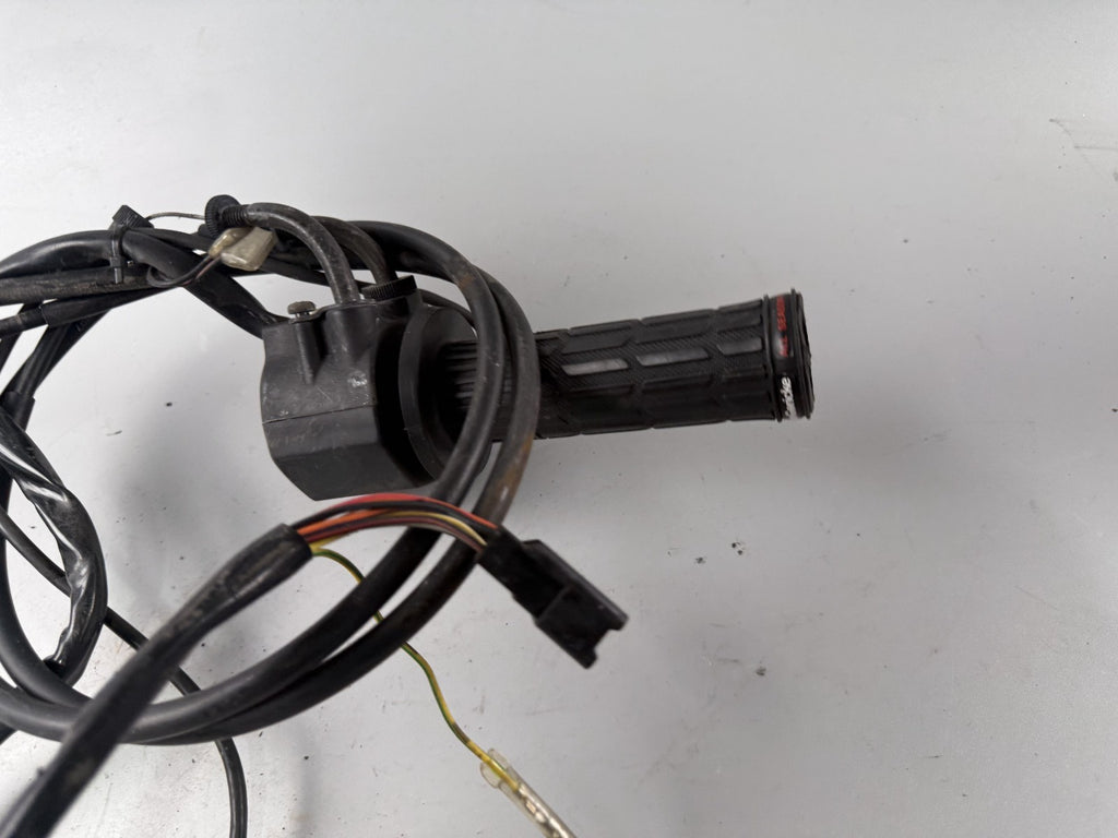 Suzuki GSF600 GN77B Bandit Lenkerschalter Lenkerarmatur Handlebar rechts right