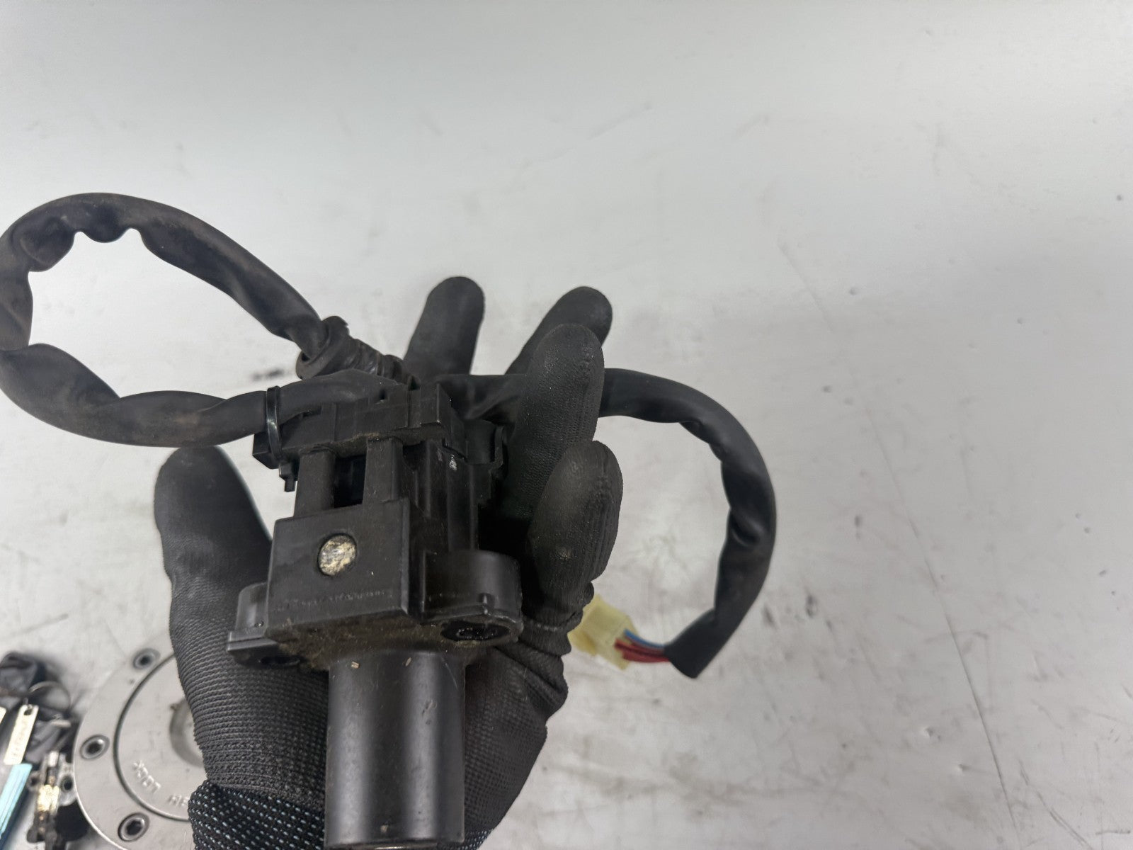 Honda CBF 600 S PC38 Schlosssatz key Lock Zündschloss Tankschloss Seat Sitz