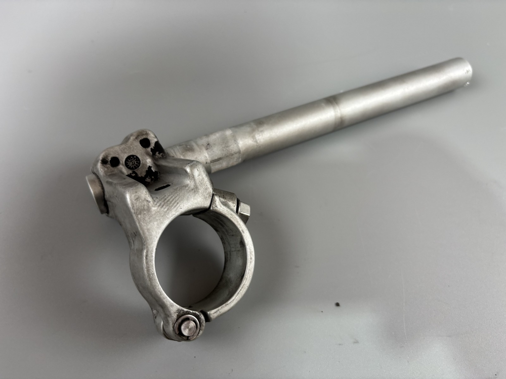 Triumph Daytona 955 T 595 Lenker Stummellenker Handlebar links left