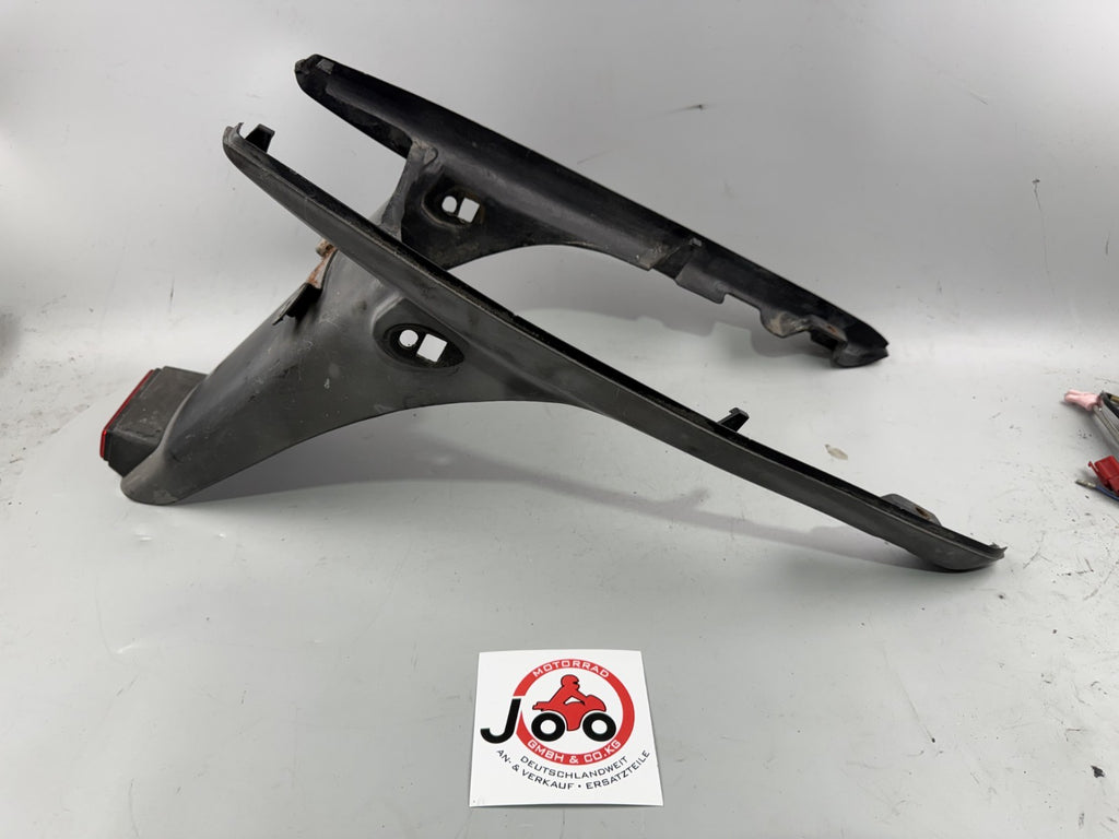 Honda XBR 500 PC15 Kennzeichenhalter Kotflügel hinten Fender Radlauf