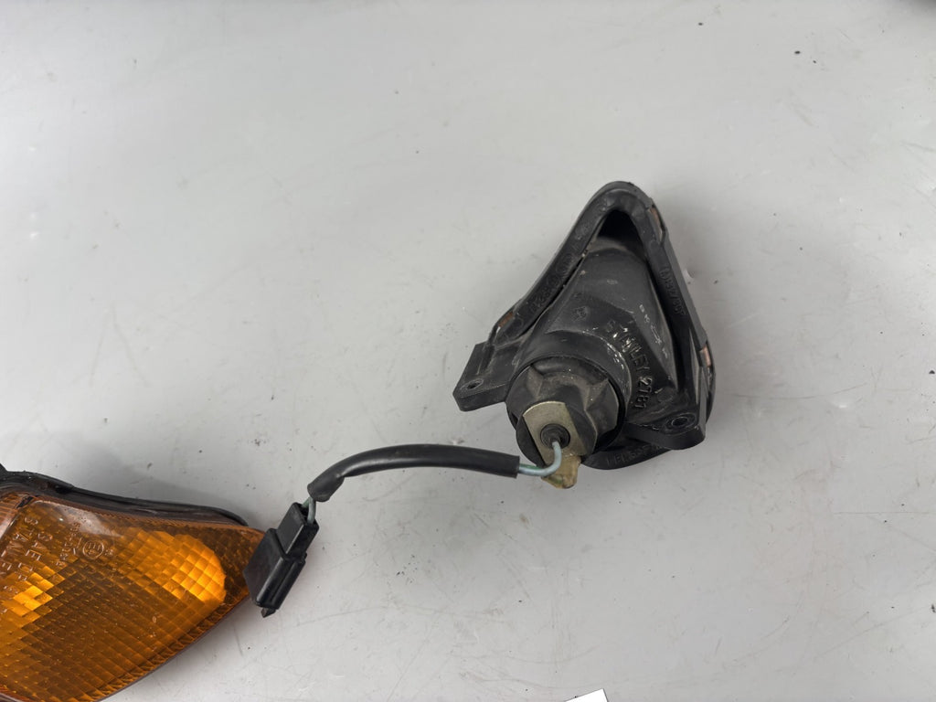 Honda CBR 1000F SC24 Blinker Blinkerpaar vorne front  Lighters Licht Lampe