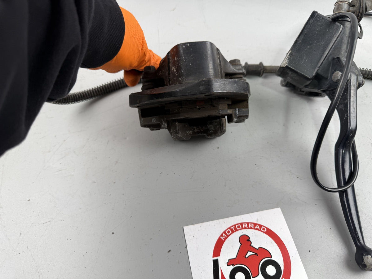 Suzuki GN250 NJ42A Bremsanlage Bremse Brake Sattel Pumpe Bremse vorne front
