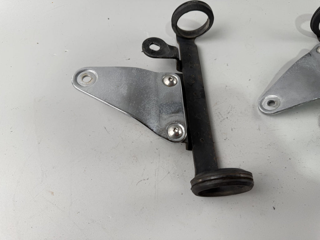 Suzuki GSF600 GN77B Bandit Scheinwerfer Halter headlight holder