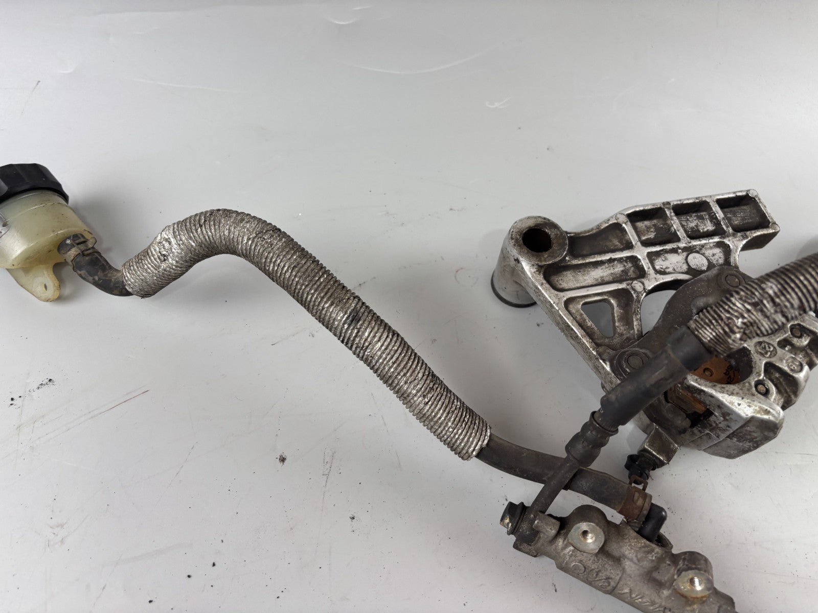 Suzuki DR 800 S DR BIG SR43 A/B Bremse Brake hinten Bremsanlage Sattel Pumpe