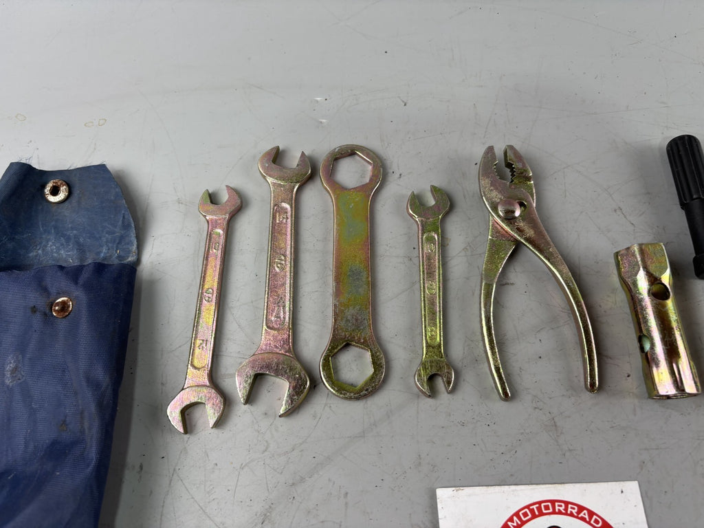 Yamaha YBR 125 RE05 Bordwerkzeug Tools Werkzeugtasche