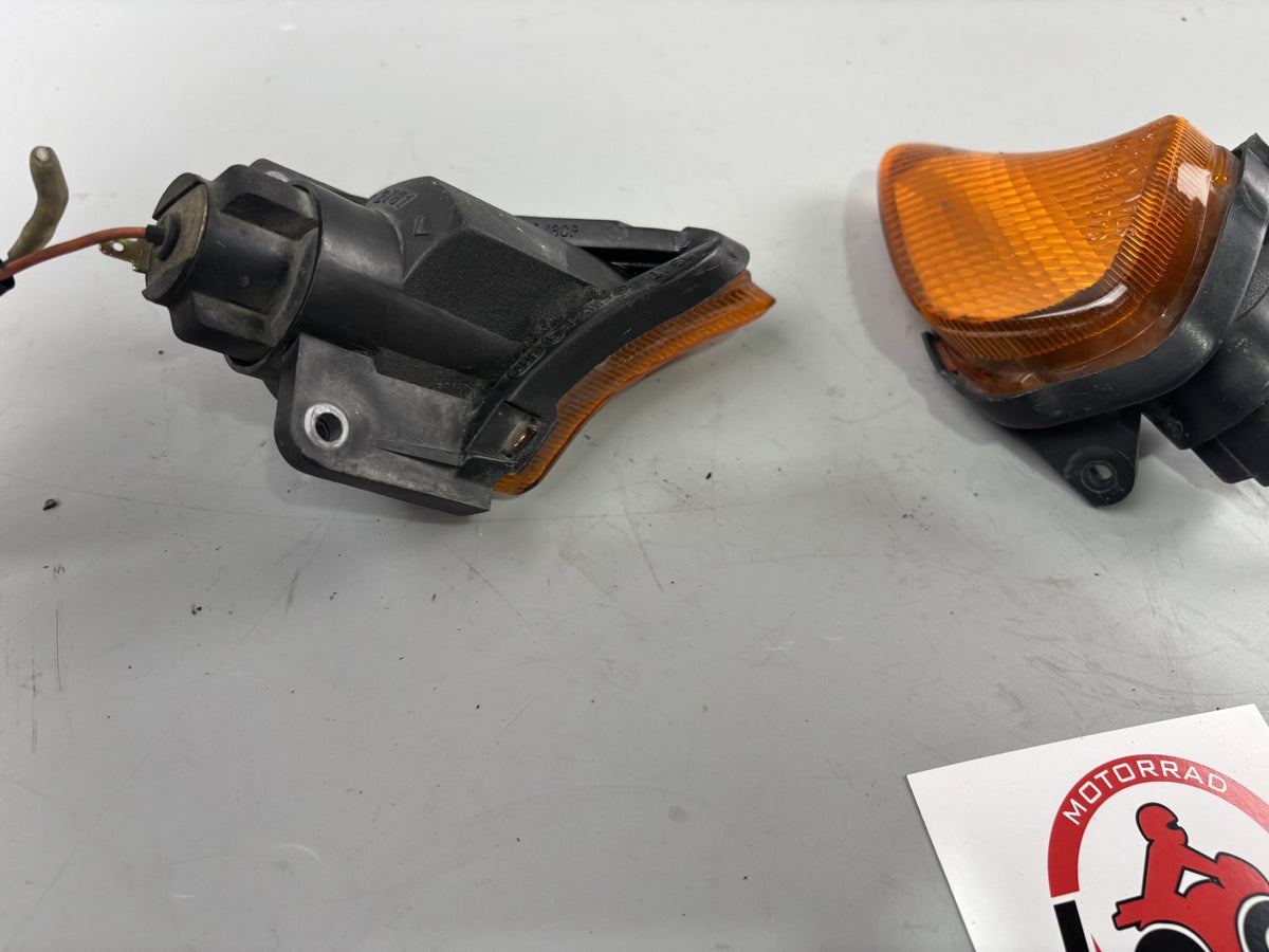 Honda CBR 1000F SC24 Blinker Blinkerpaar vorne front  Lighters Licht Lampe