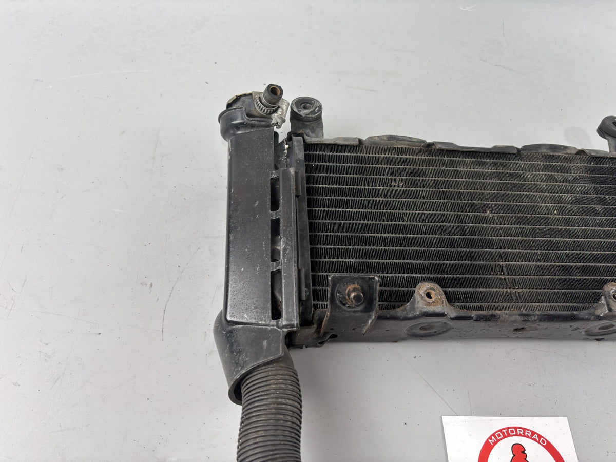 Honda VF 750 F RC15 Wasserkühler Watercooler Kühler Kühlung Motor Engine