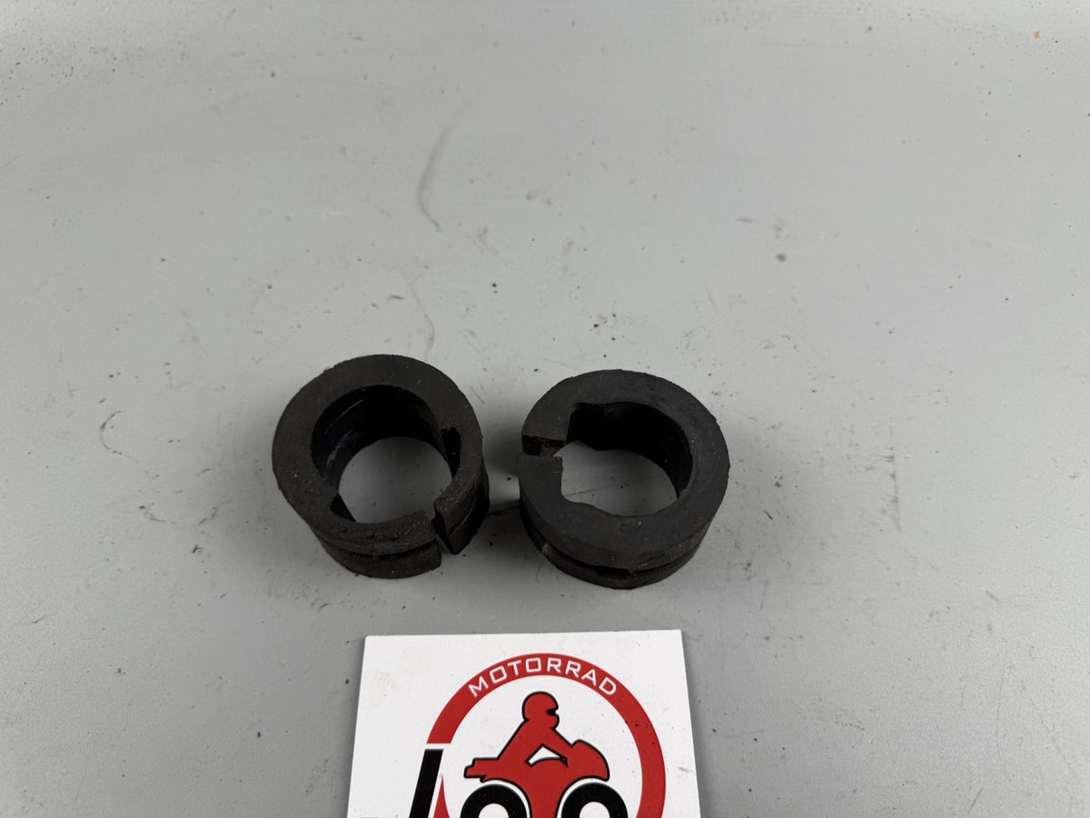 Yamaha XJR1300 RP02 Tankgummi Vibrationsschutz Holder Halter Rubber Gummi