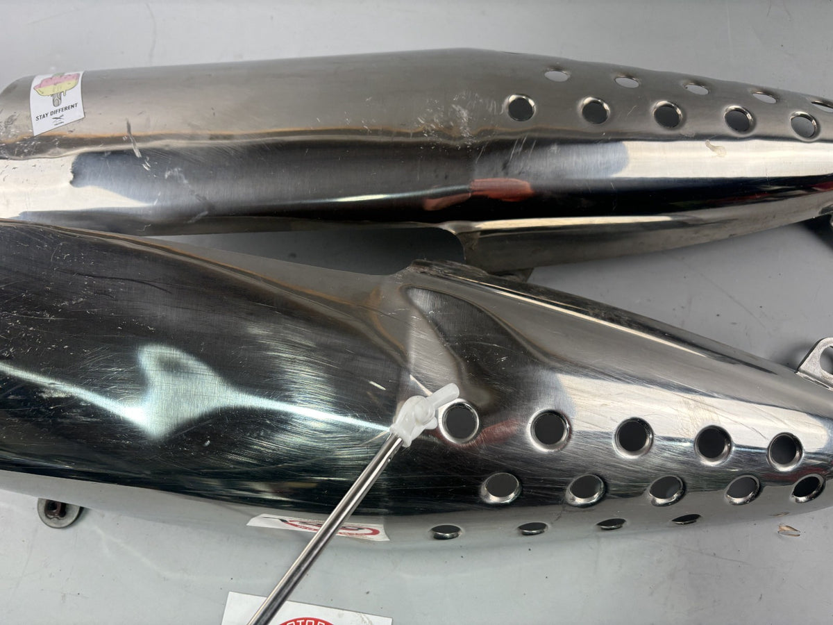 Honda SLR 650 Vigor FX 650 RD09 Auspuffblenden Blech Abdeckung Cover Deckel
