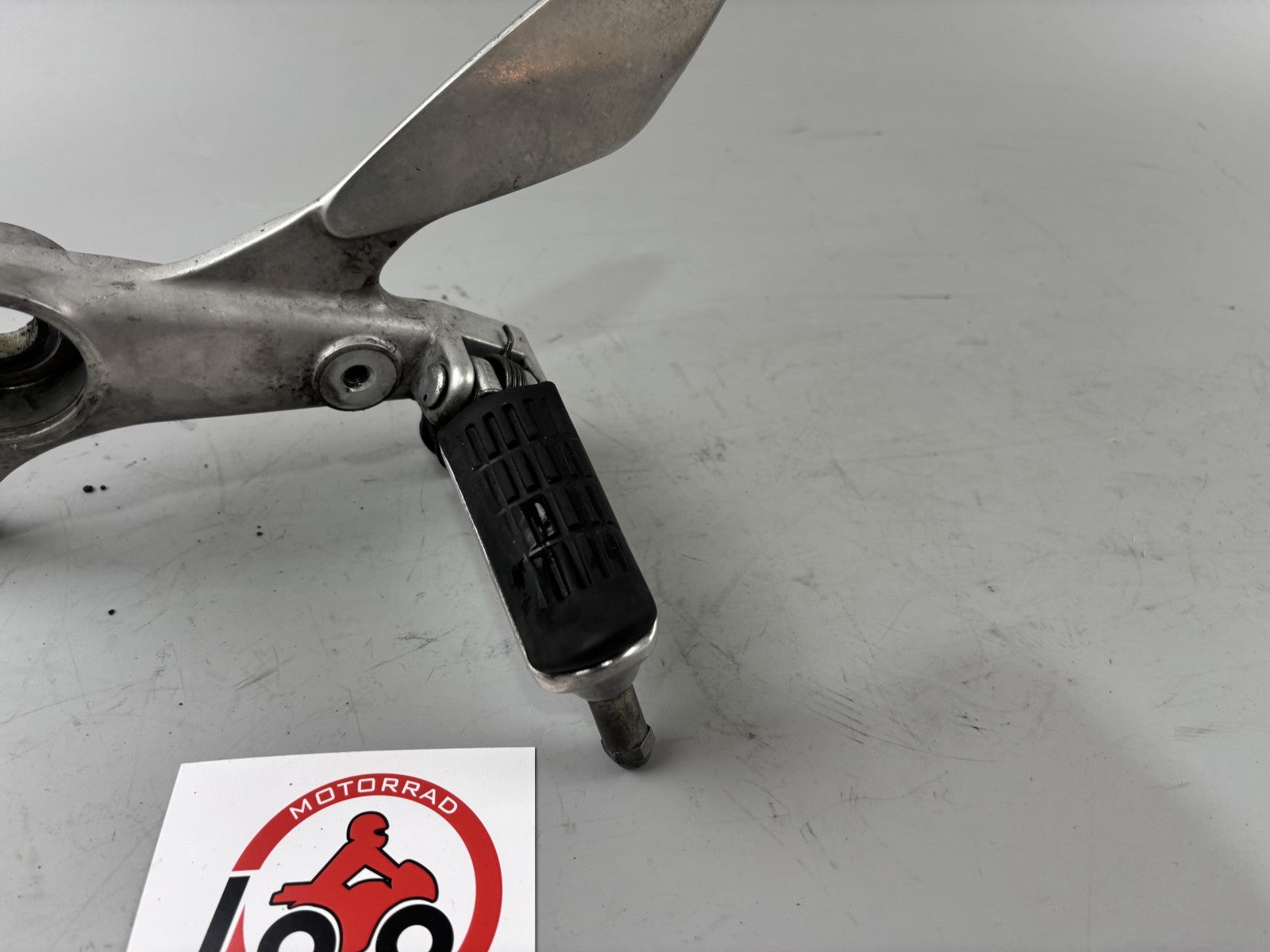 Honda VTR1000 F SC36 Firestorm Fußrastenanlage Fußraste Foot Hangers links left