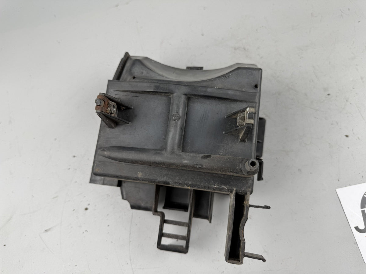 Honda CBR 600 F PC19 Batteriefach Halterung  Batteriekasten