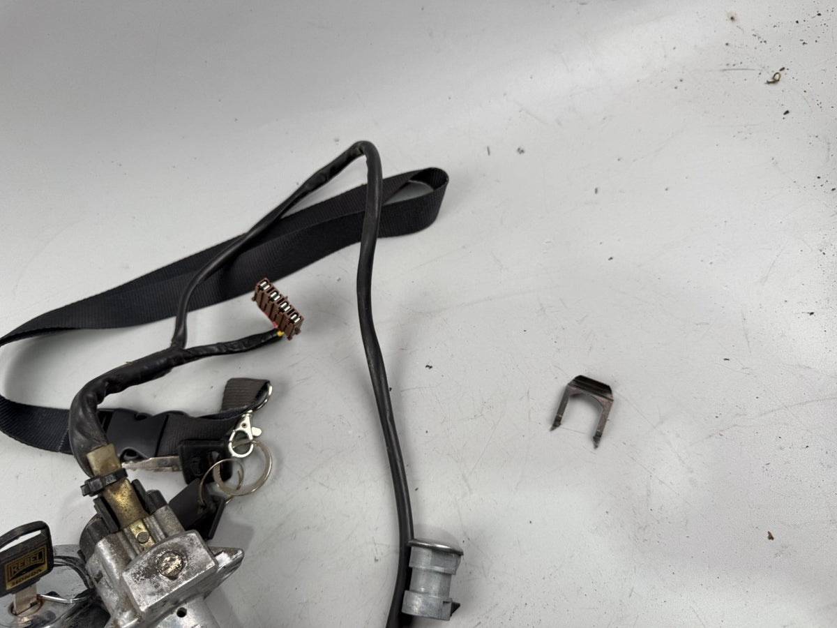 Honda CMX450 Rebell PC17 Schlosssatz Key Lock Zündschloss Tankschloss Sitzbank